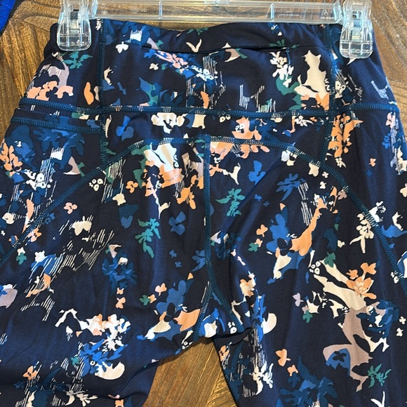 Sweaty Betty Leggings - Picture 6 of 6